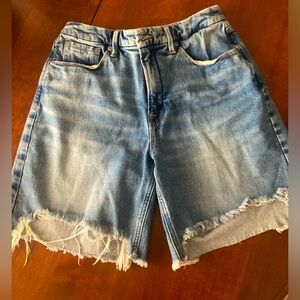 Good American Short 6/28